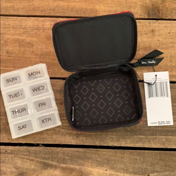 NWT Vera Bradley Travel Pill Case ~ Buffalo Check - Picture 5 of 8